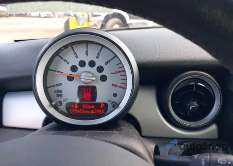 2009 Mini Cooper z USA, uszkodzony, nr VIN WMWMF33529TW71431